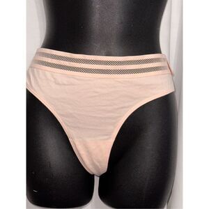 NEW WITH TAGS Xhilaration Women’s Size XL (15-17) Cotton Thong Panties Feather P